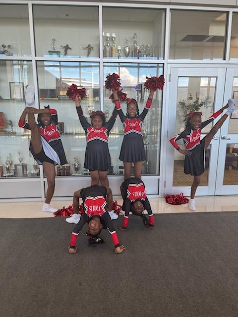 Cheerleaders group photo